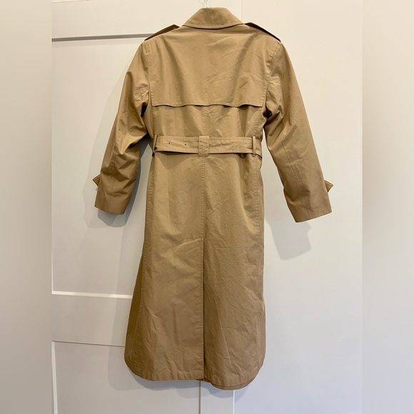 Vintage Misty Harbor Tan Trench Coat with removable lining - 8P - Picture 3 of 11